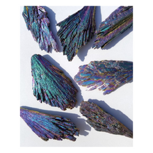 Load image into Gallery viewer, Rainbow Titanium Kyanite